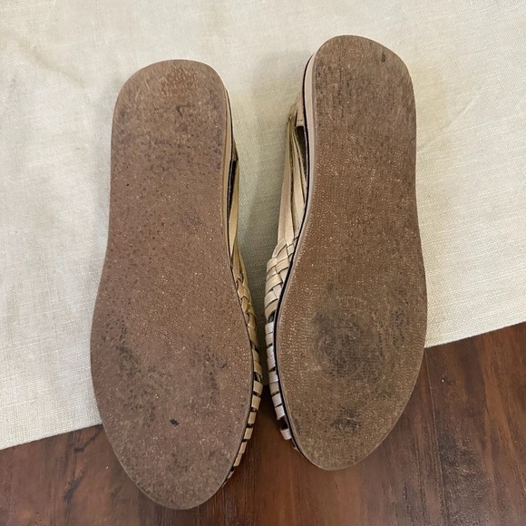 CACAHI'S CACLE'S Girls Gold Leather Tasseled Huaraches Sandals MEXICO MADE - Picture 11 of 11